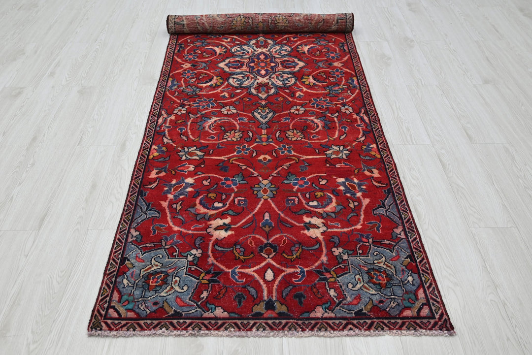 red Runner rug 3' 1" x 9' 6"