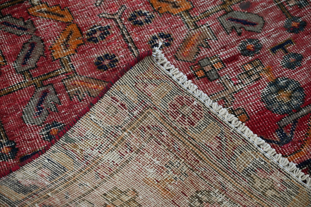 red Runner rug 3' 6" x 10' 2"