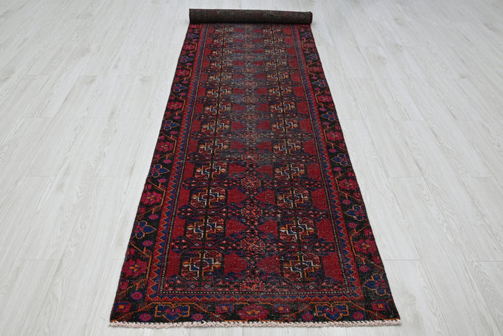 red Runner rug 2' 9" x 12' 4"