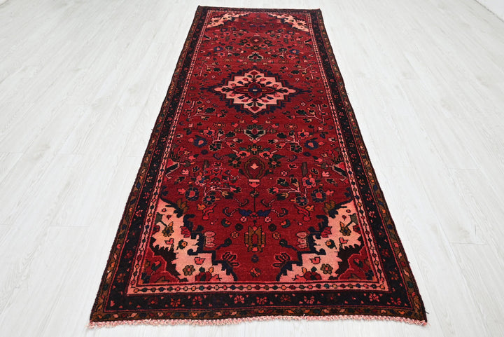 red Runner rug 3' 6" x 9' 10"