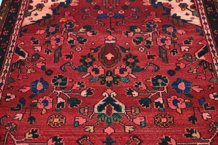 red Runner rug 3' 6" x 9' 10"