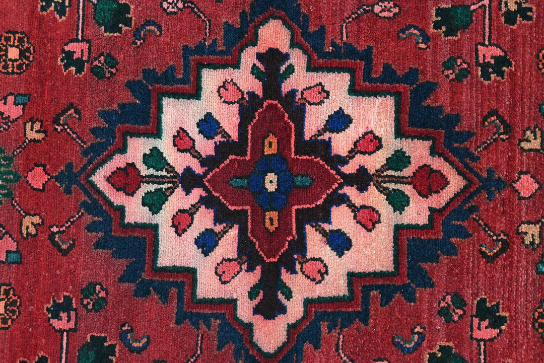 red Runner rug 3' 6" x 9' 10"