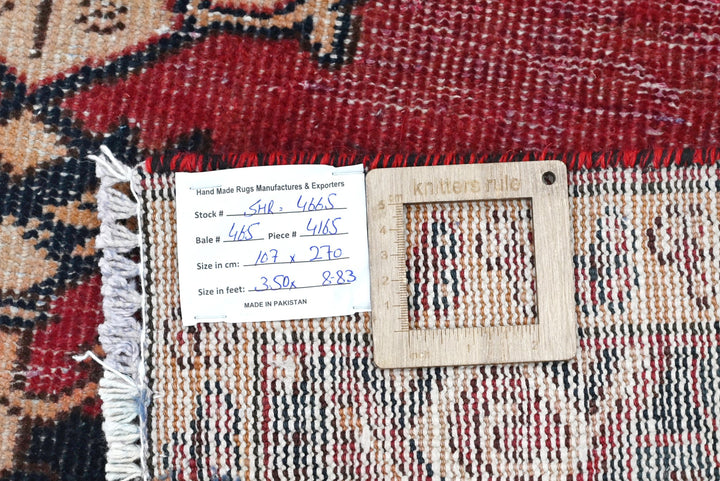 red Medium rug 3' 6" x 8' 10"