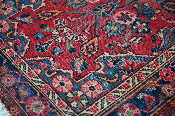 red Runner rug 3' 3" x 11' 10"