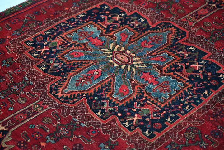red Medium rug 3' 11" x 8' 9"