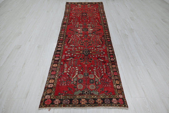 red Runner rug 2' 9" x 9' 6"