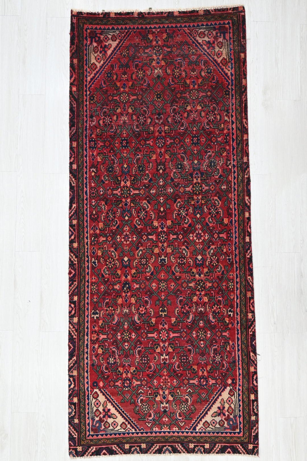 red Medium rug 3' 6" x 8' 3"