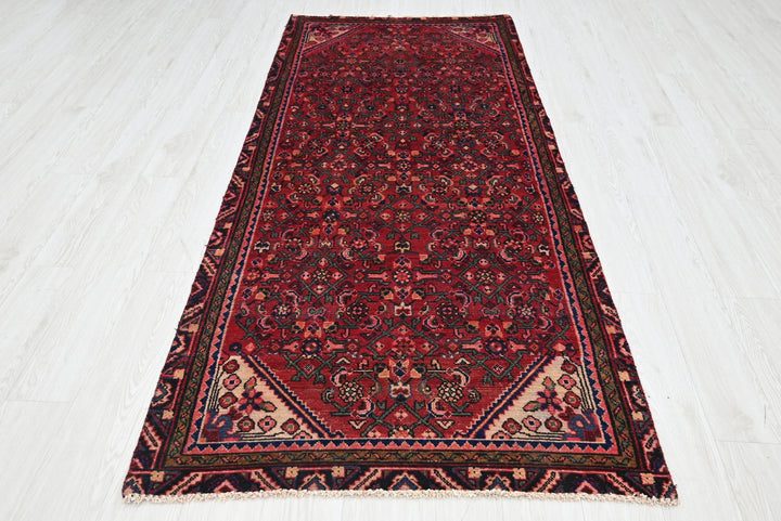 red Medium rug 3' 6" x 8' 3"