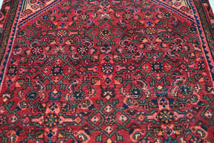 red Medium rug 3' 6" x 8' 3"