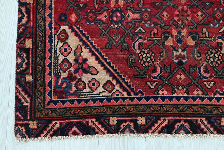 red Medium rug 3' 6" x 8' 3"