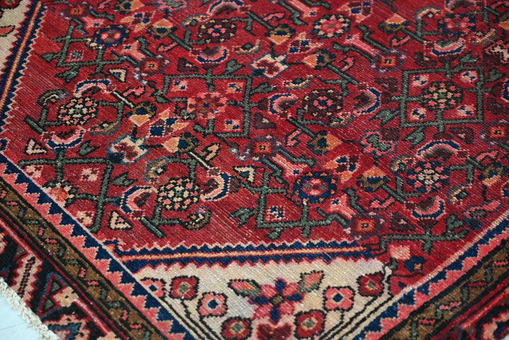 red Medium rug 3' 6" x 8' 3"