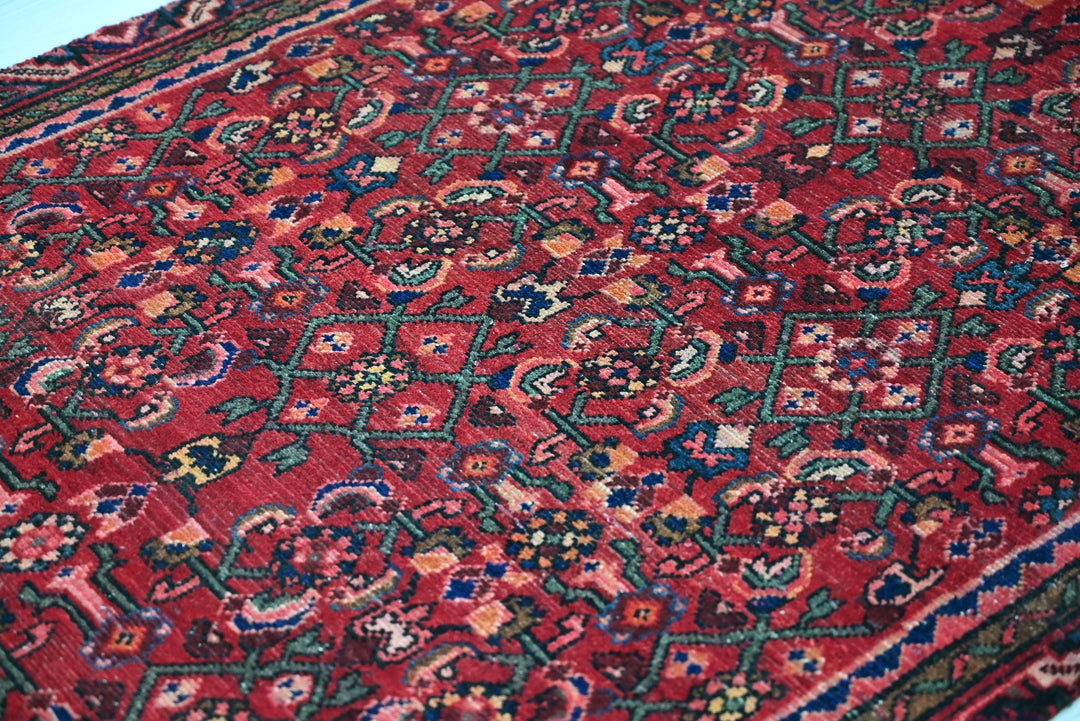 red Medium rug 3' 6" x 8' 3"