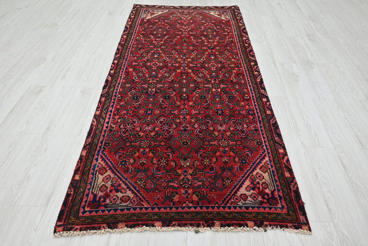 red Medium rug 3' 6" x 8' 3"