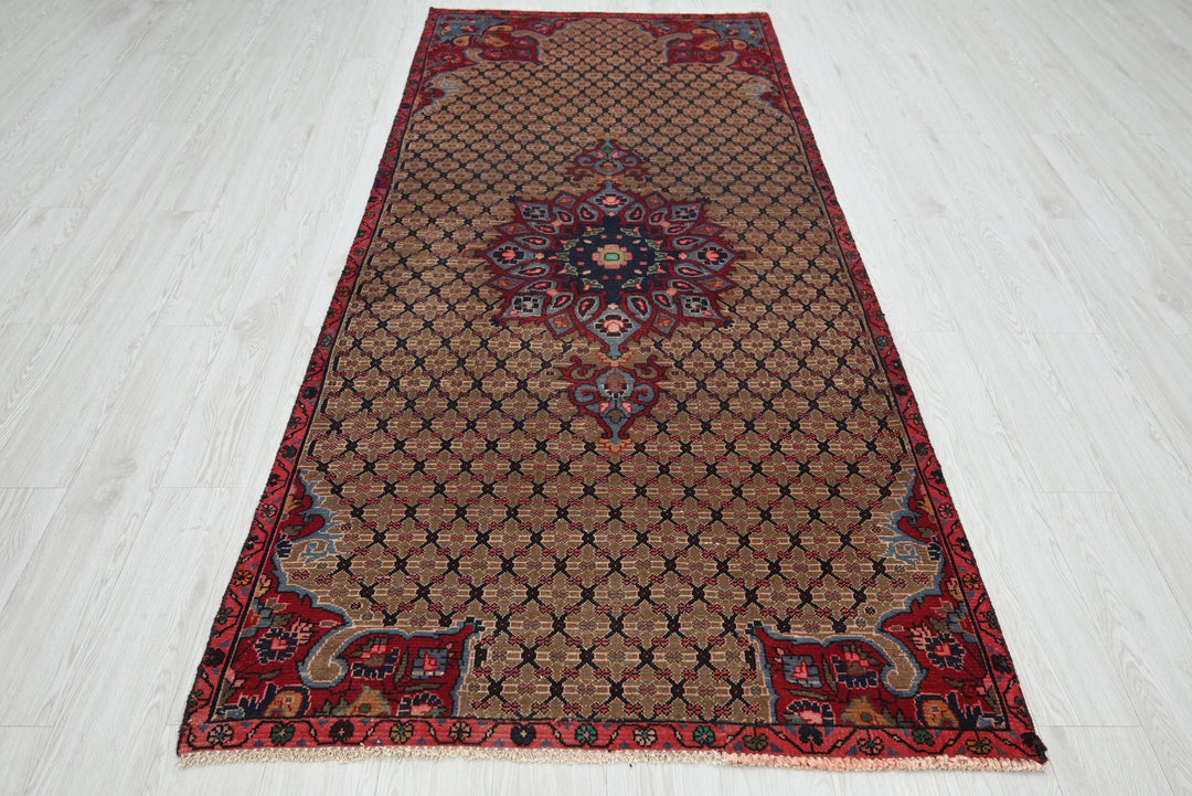 brown Medium rug 3' 9" x 8' 10"