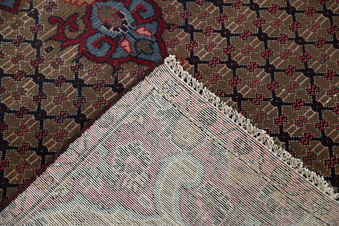 brown Medium rug 3' 9" x 8' 10"