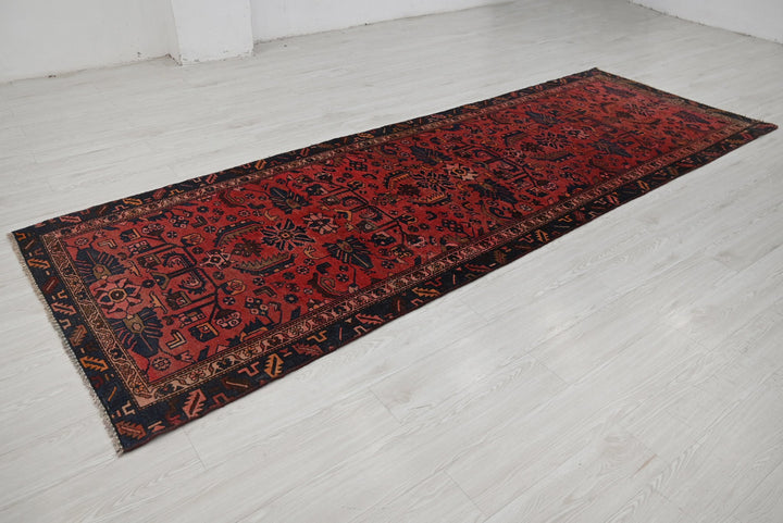 red Runner rug 3' 8" x 11' 3"