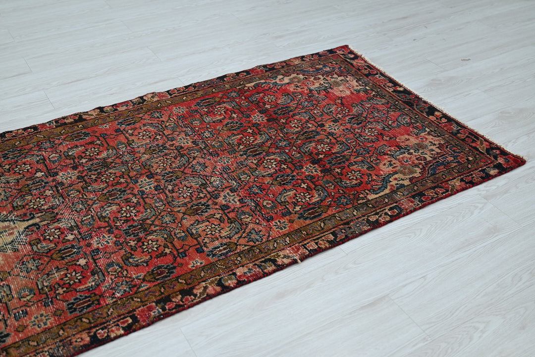 red Runner rug 3' 1" x 11' 5"