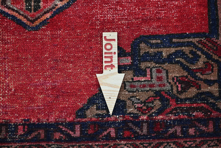 red Medium rug 3' 6" x 9' 0"