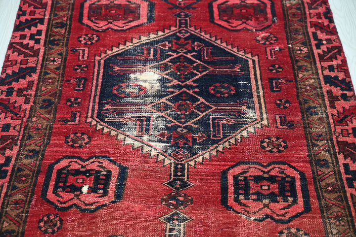 red Runner rug 3' 0" x 8' 9"
