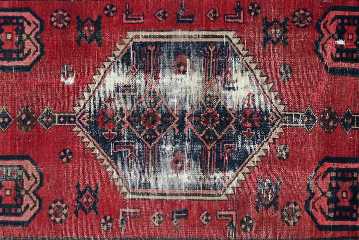red Runner rug 3' 0" x 8' 9"