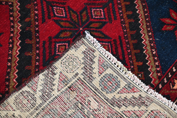 red Runner rug 3' 1" x 8' 3"