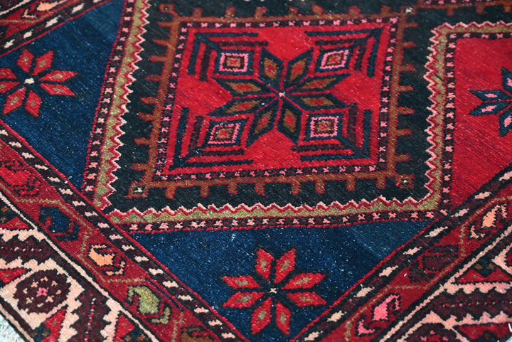 red Runner rug 3' 1" x 8' 3"