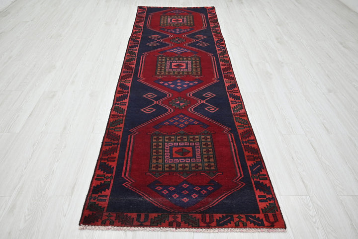 red Runner rug 3' 1" x 9' 6"