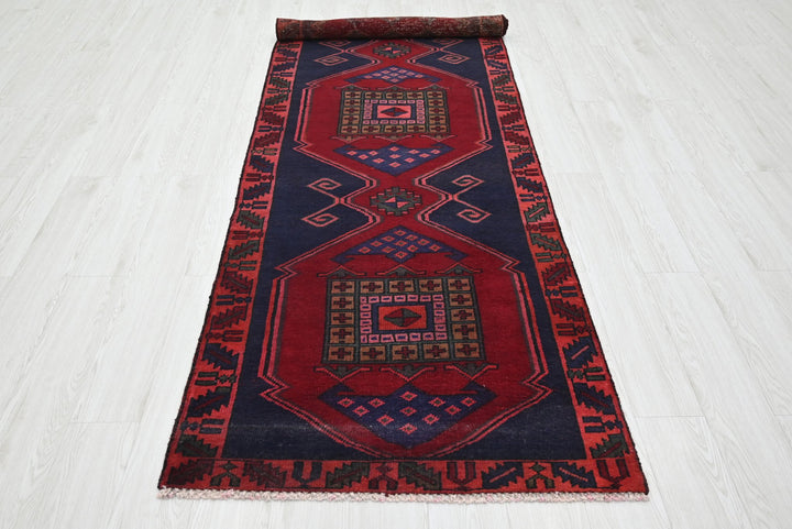 red Runner rug 3' 1" x 9' 6"