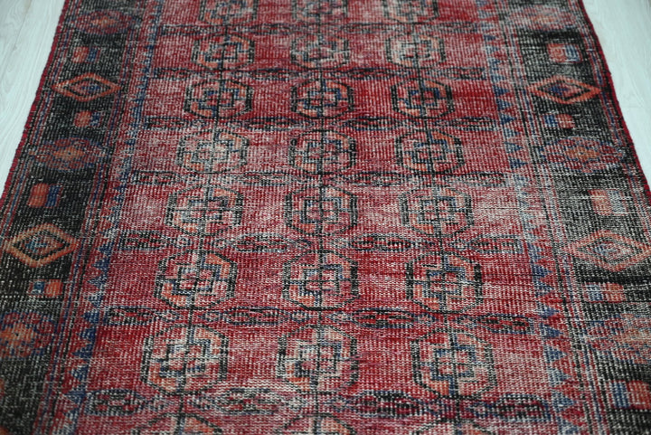 red Runner rug 3' 4" x 9' 8"