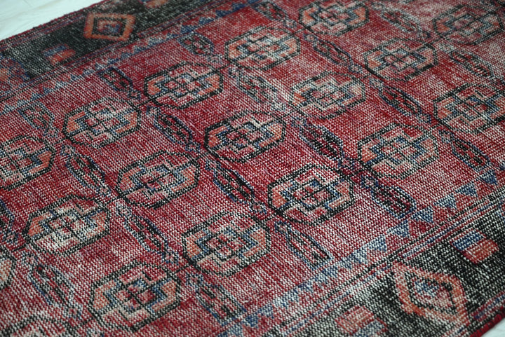 red Runner rug 3' 4" x 9' 8"