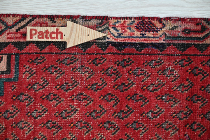 red Runner rug 2' 9" x 9' 5"