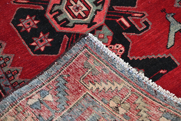 red Medium rug 3' 6" x 8' 10"