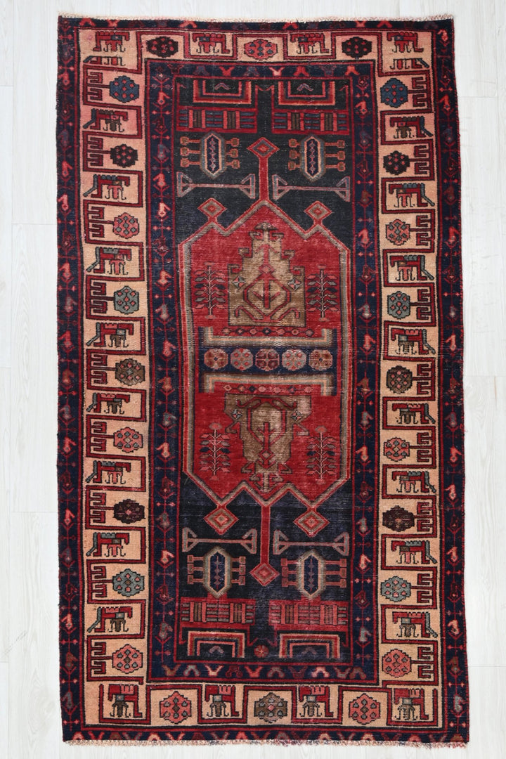 blue Medium rug 4' 1" x 7' 5"
