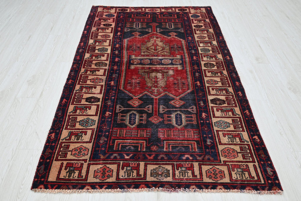 blue Medium rug 4' 1" x 7' 5"
