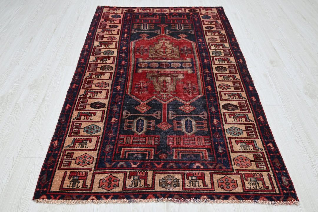 blue Medium rug 4' 1" x 7' 5"