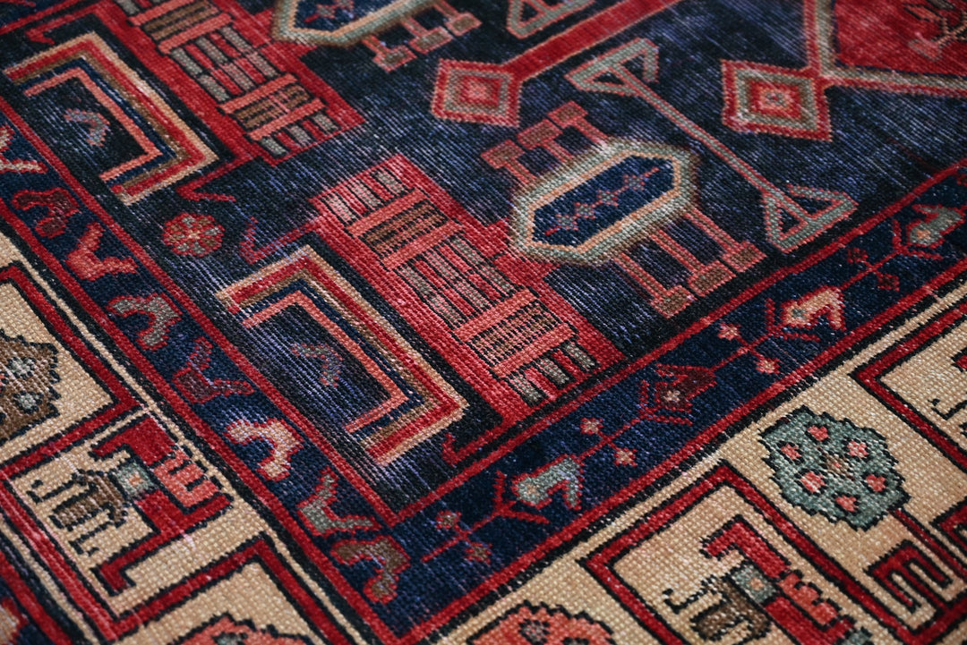 blue Medium rug 4' 1" x 7' 5"