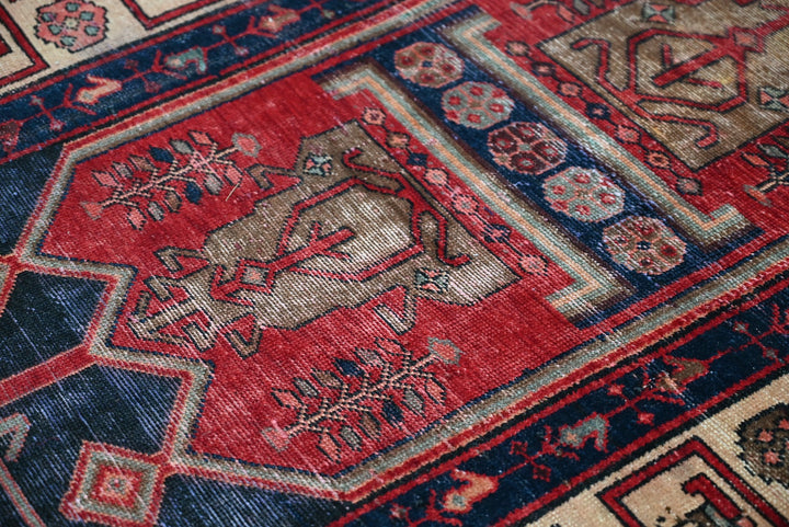blue Medium rug 4' 1" x 7' 5"