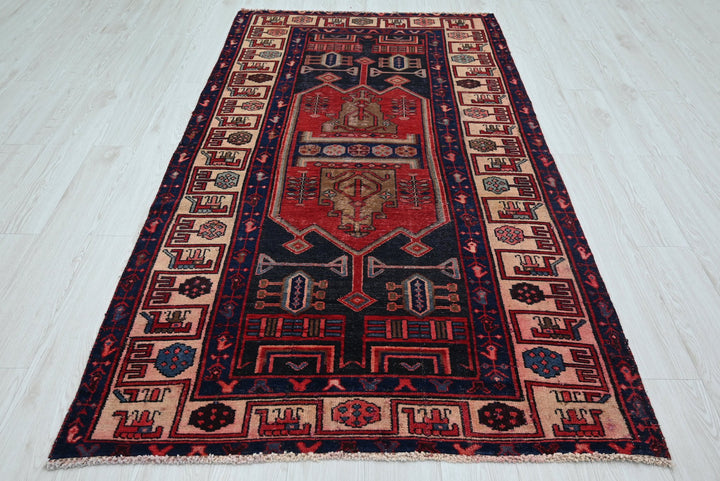 blue Medium rug 4' 1" x 7' 5"