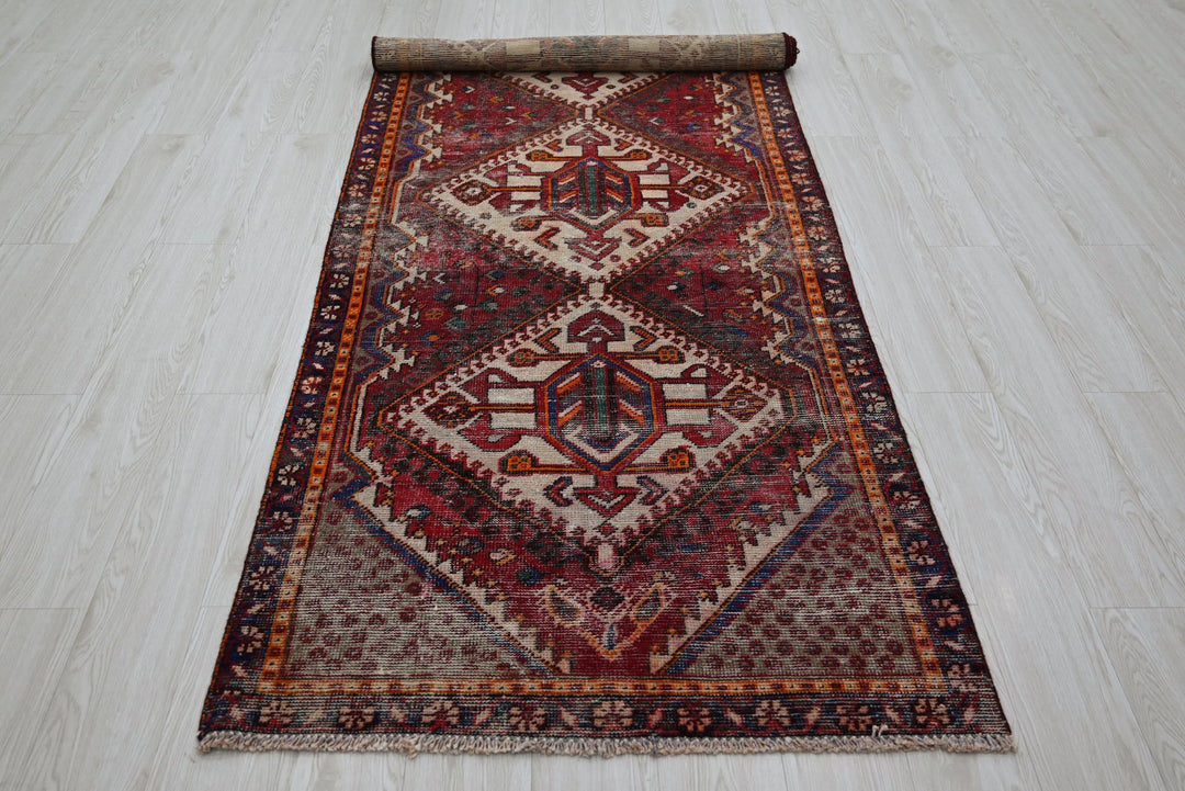 red Runner rug 3' 3" x 9' 5"