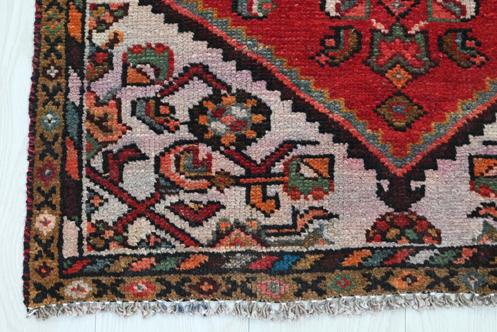 red Runner rug 2' 2" x 9' 6"