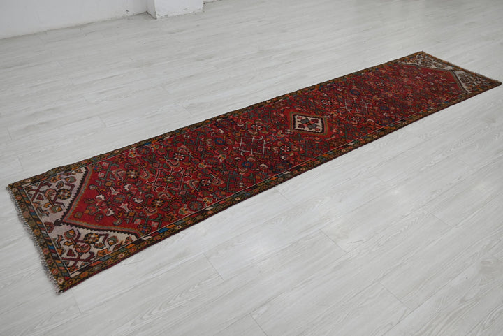 red Runner rug 2' 2" x 9' 6"