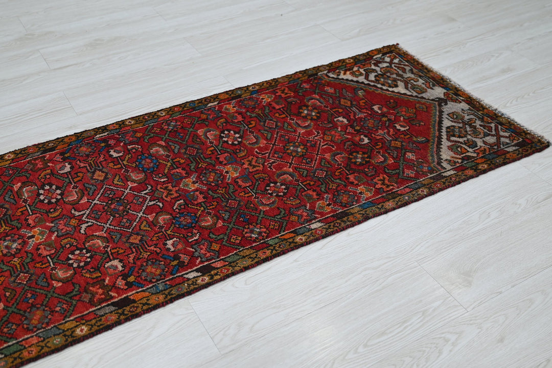 red Runner rug 2' 2" x 9' 6"