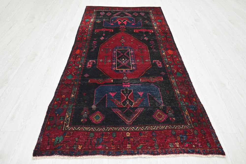 black Medium rug 3' 10" x 8' 4"