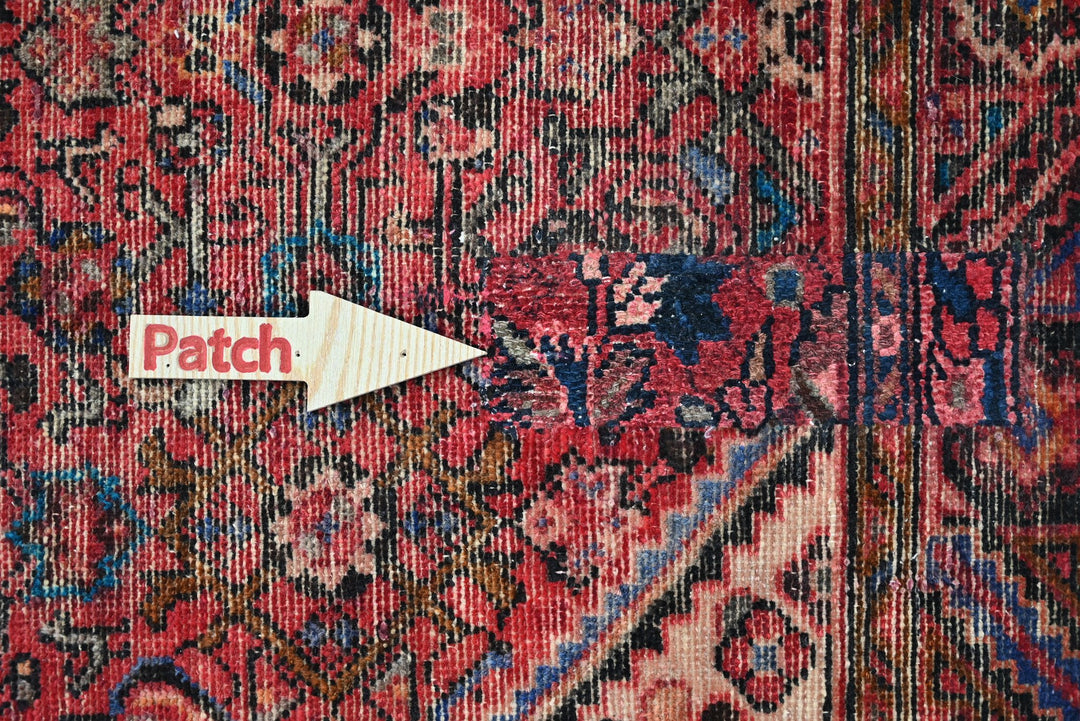 red Large rug 4' 10" x 10' 9"