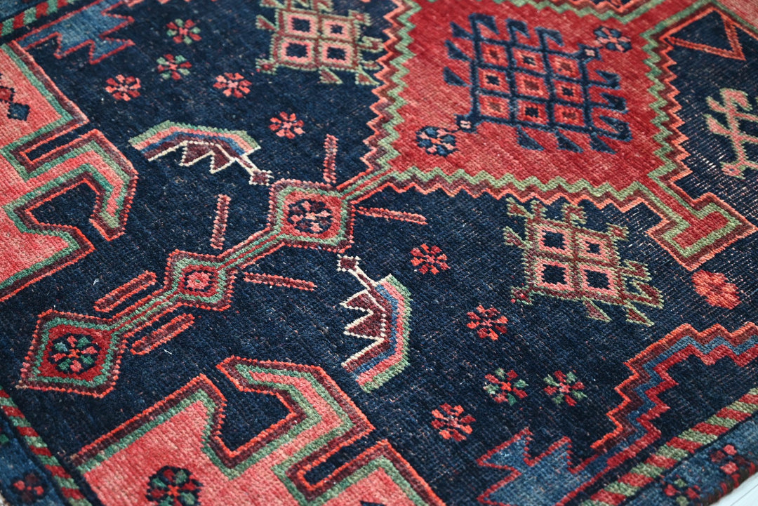 blue Medium rug 2' 10" x 7' 3"
