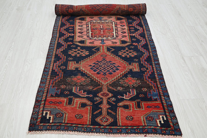 blue Medium rug 2' 10" x 7' 3"