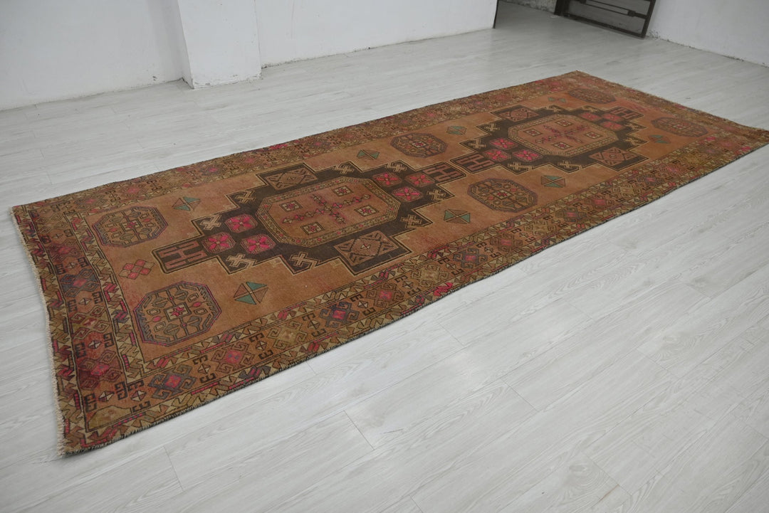 brown Oversized rug 4' 10" x 12' 4"