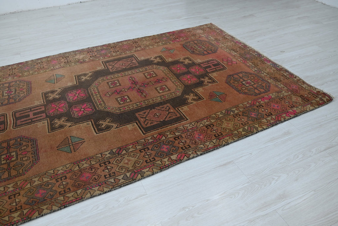 brown Oversized rug 4' 10" x 12' 4"