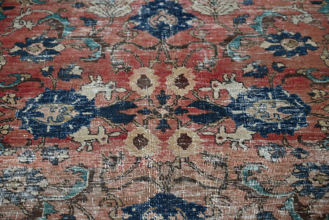 brown Large rug 5' 1" x 9' 10"