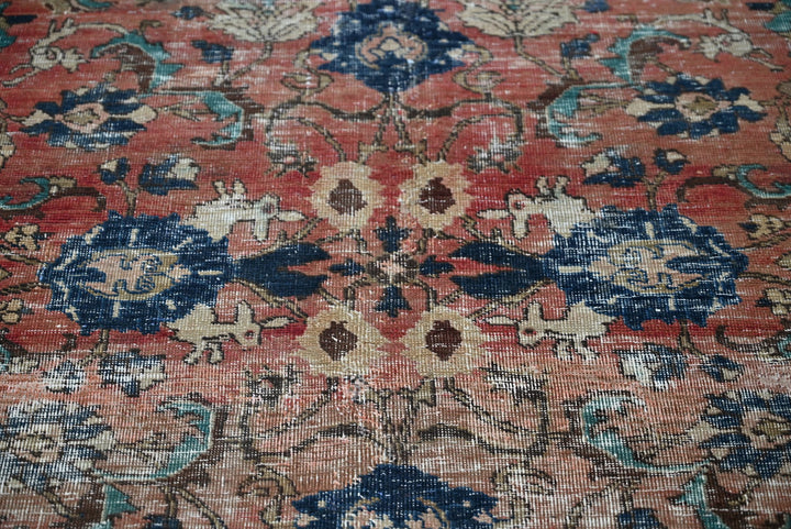 brown Large rug 5' 1" x 9' 10"